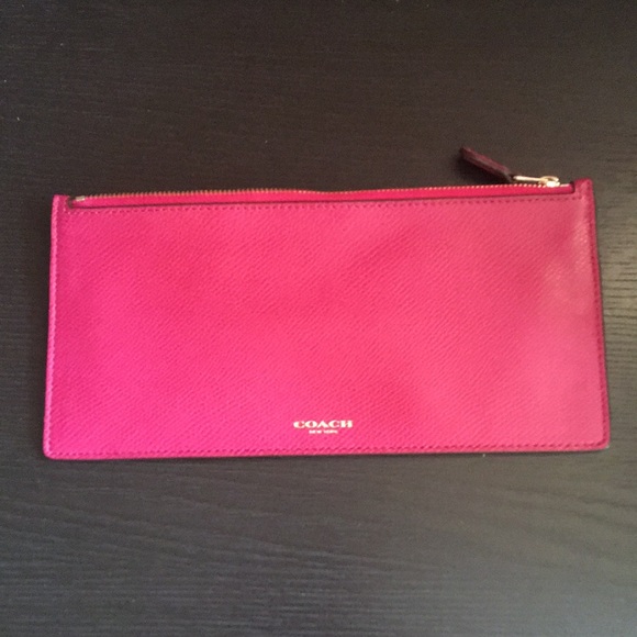 Coach Handbags - Coach Zipper Pouch